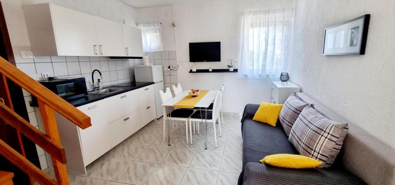 Apartments Severina Ровінь Екстер'єр фото